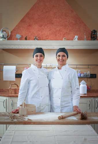 Elisa e Adele ci presentano Cibus in tavola